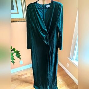 Faeriesty Velvet dress Size 4XL Green